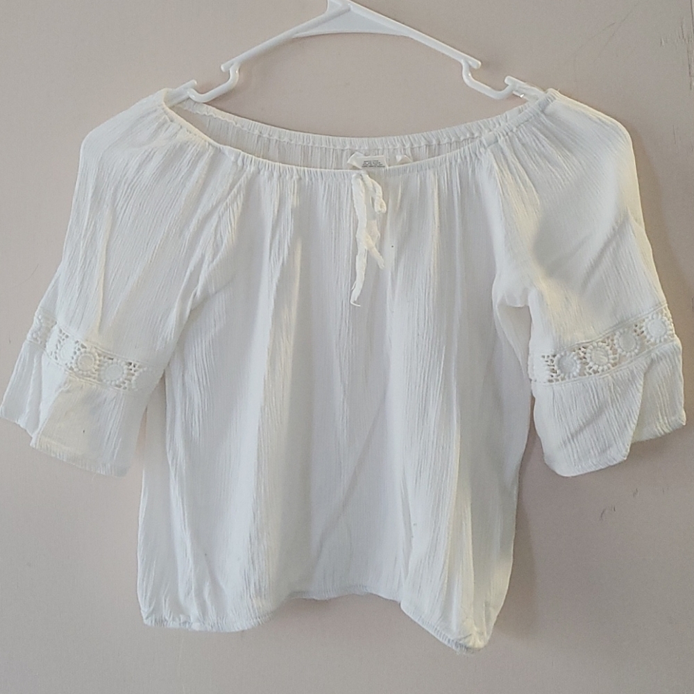Tilly's white crop top